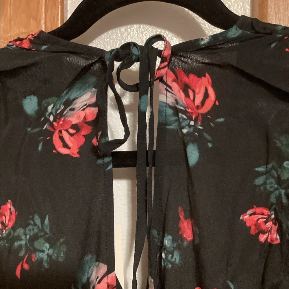A New Day Floral V-Neck Long Sleeve Black Tiered Dress with Pink Rose Print NWT - Picture 4 of 9
